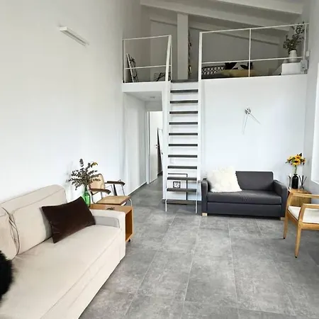 Apartment Unique Flat Under The Acropolis Athens