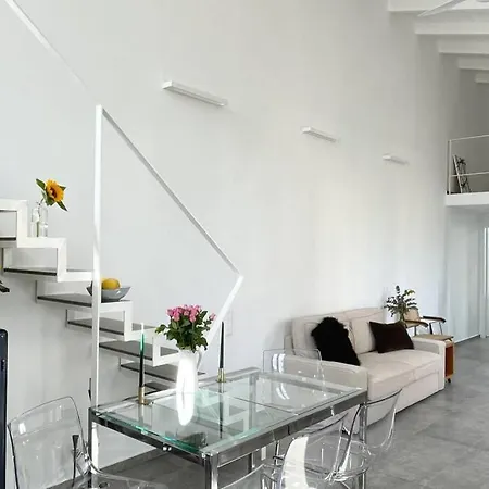 Apartment Unique Flat Under The Acropolis