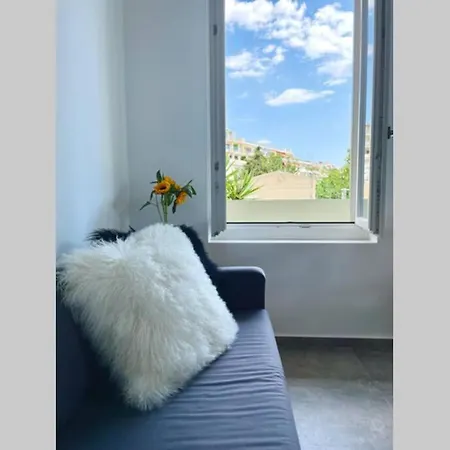 Unique Flat Under The Acropolis Lägenhet